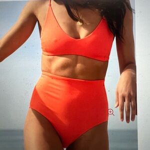 Left on Friday Sunday Top